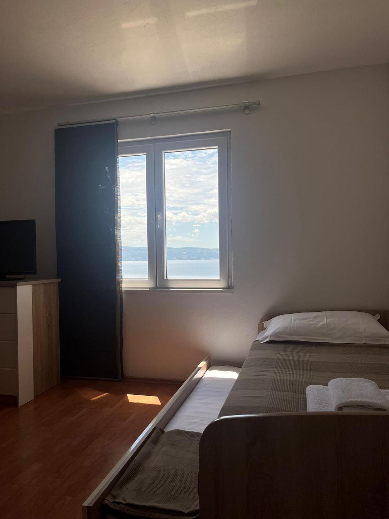 Apartments Curnic Jesenice  Εξωτερικό φωτογραφία