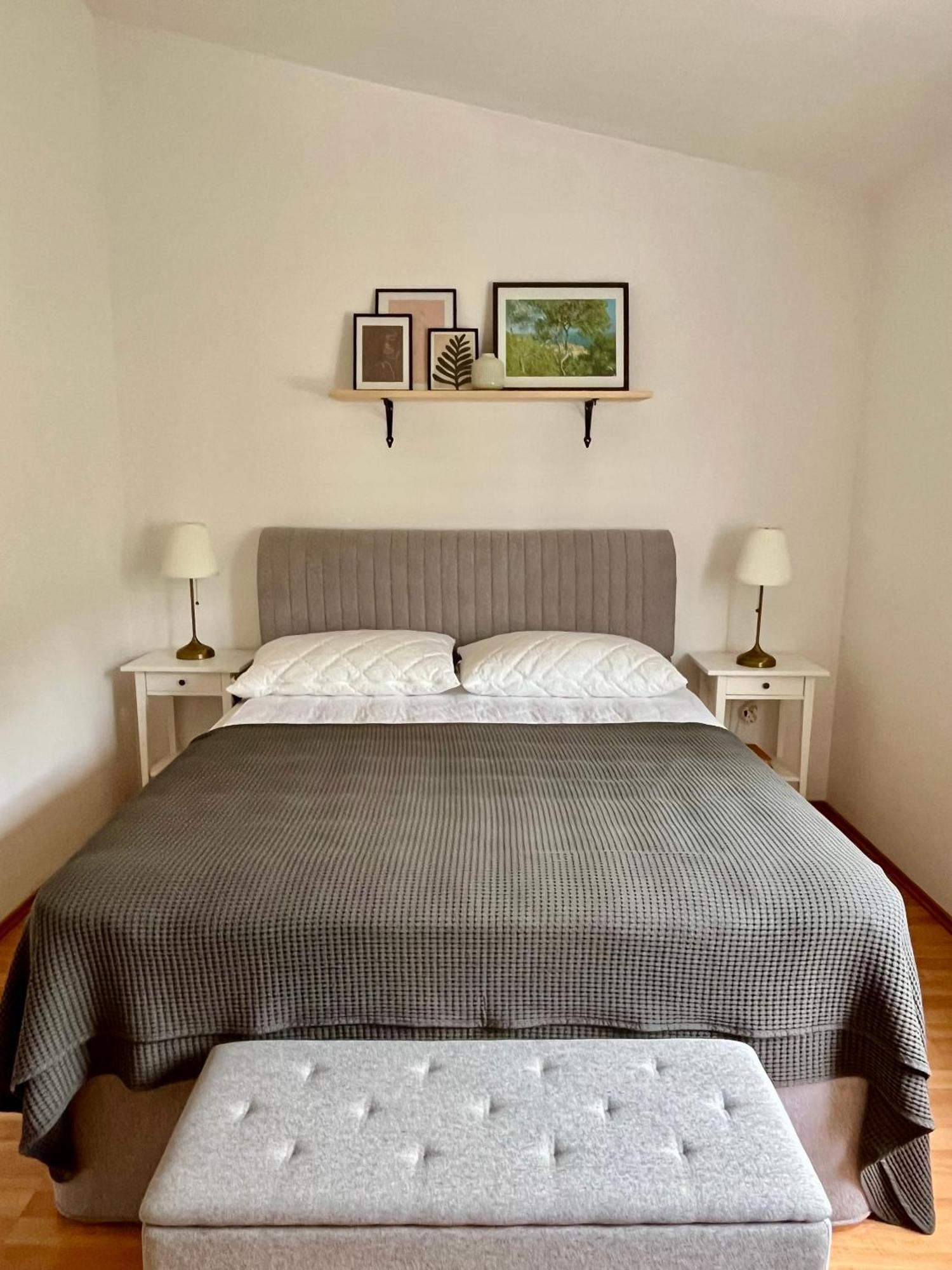 Apartments Curnic Jesenice  Εξωτερικό φωτογραφία